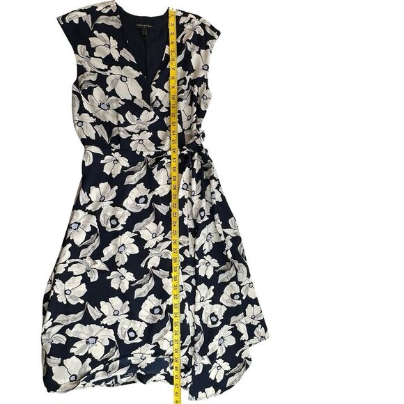Banana Republic Navy Floral Midi Wrap Dress Dress Size 4 - Picture 11 of 17